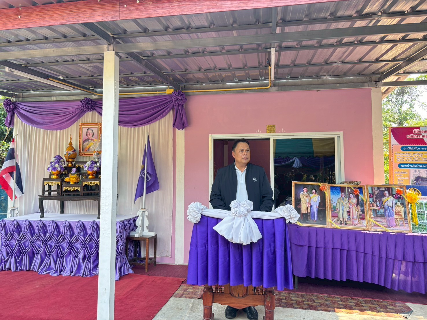 🗒️พช.อำเภอโพธิ์ศรีสุวรรณ ร่วมพิธีมอบบ้านโครงการ/ซ่อมแซมบ้านให้แก่ผู้ยากไร้ ผู้พิการ จังหวัดศรีสะเกษ เฉลิมพระเกียรติ 70 พรรษา สมเด็จพระกนิษฐาธิราชเจ้า กรมสมเด็จพระเทพรัตนราชสุดาฯ สยนามบรมราชกุมารี อุปนายิกาผู้อำนวยการสภากาชาดไทย