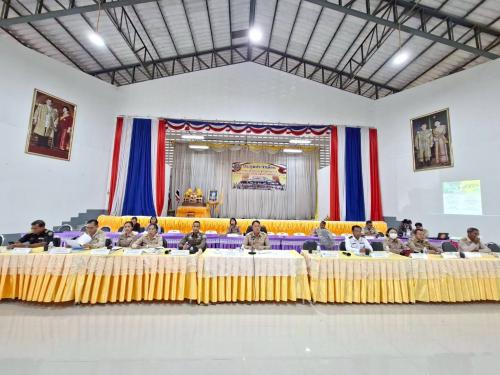 พช.โพธิ์ศรีสุวรรณ ร่วมประชุมประจำเดือน กำนัน-ผู้ใหญ่บ้าน