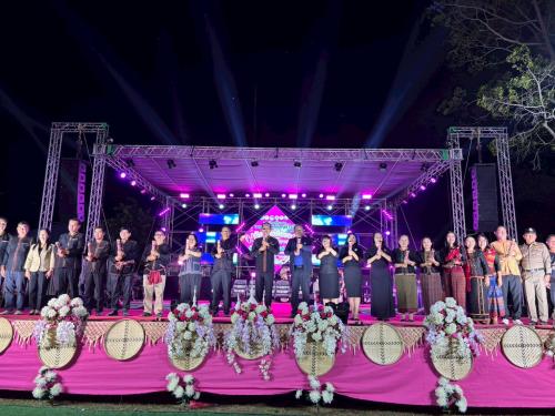 พช.โพธิ์ศรีสุวรรณ  ร่วมพิธีเปิดงานประเพณีบุญข้าวจี่  มหัศจรรย์ของดีโพธิ์ศรีสุวรรณ ประจำปี พ.ศ. 2569